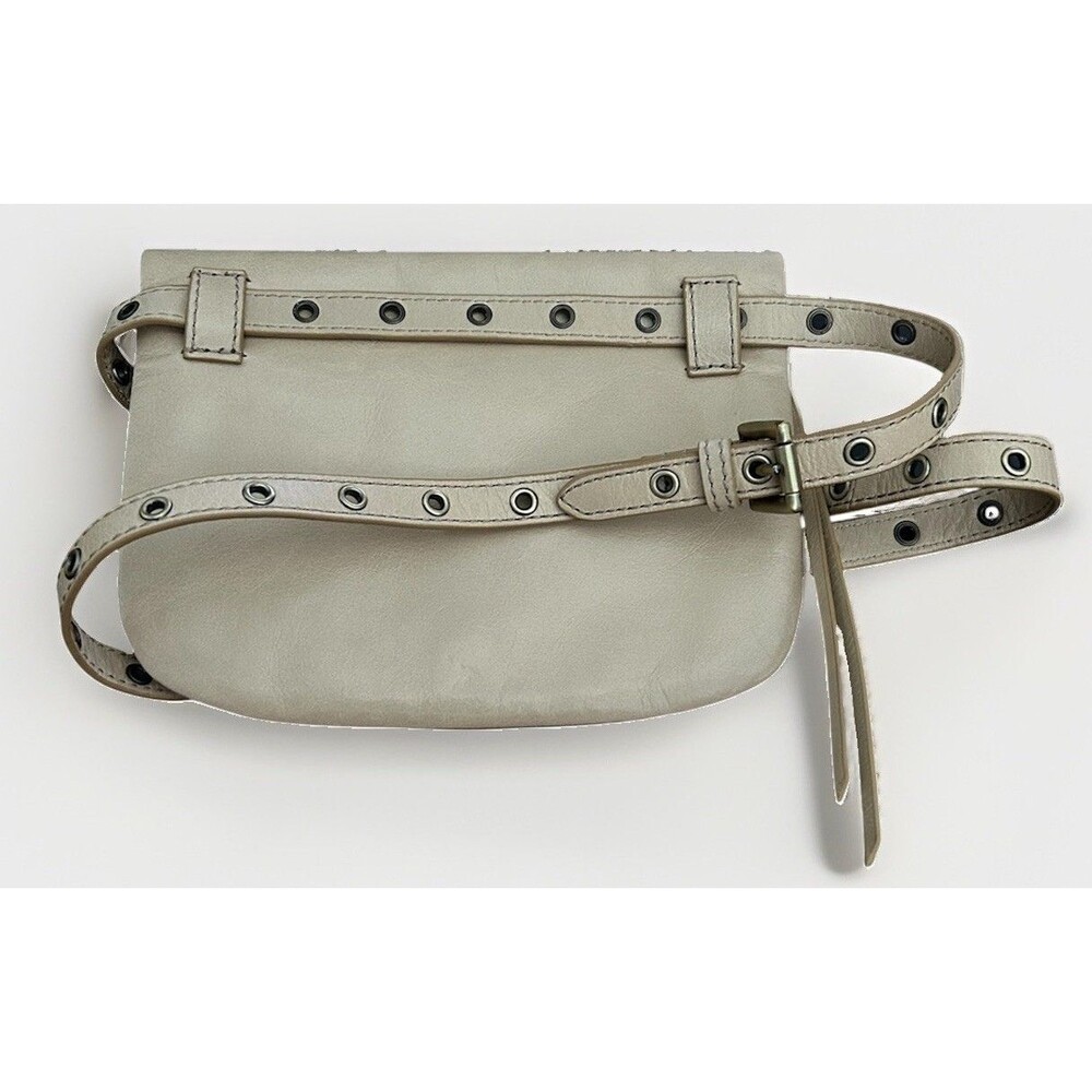 HOBO International Saunter Belt Bag Ivory Credit Card ID Wallet EXCELLENT!